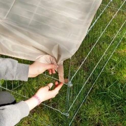 Kerbl Luxus Metal Run With Pitched Roof -EUKANUBA Shop 248789 freilaufgehege 4eck spitz 2 7